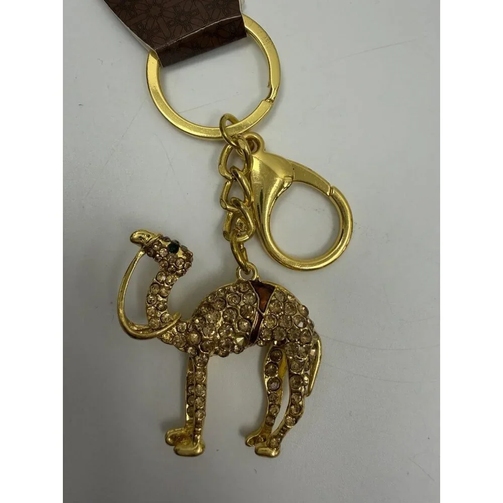 Camel Rhinestone Gold Tone Keychain Key Ring Collectable - Picture 5 of 5